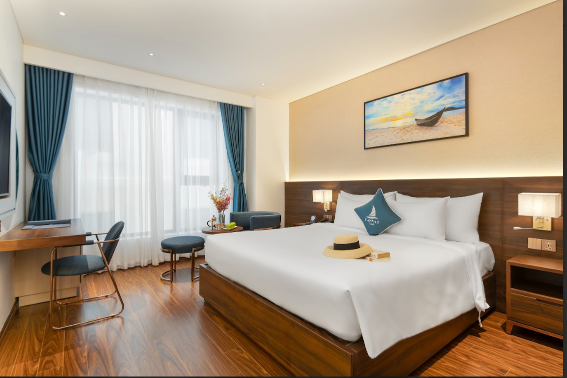 CANVAS Da nang Beach Hotel: